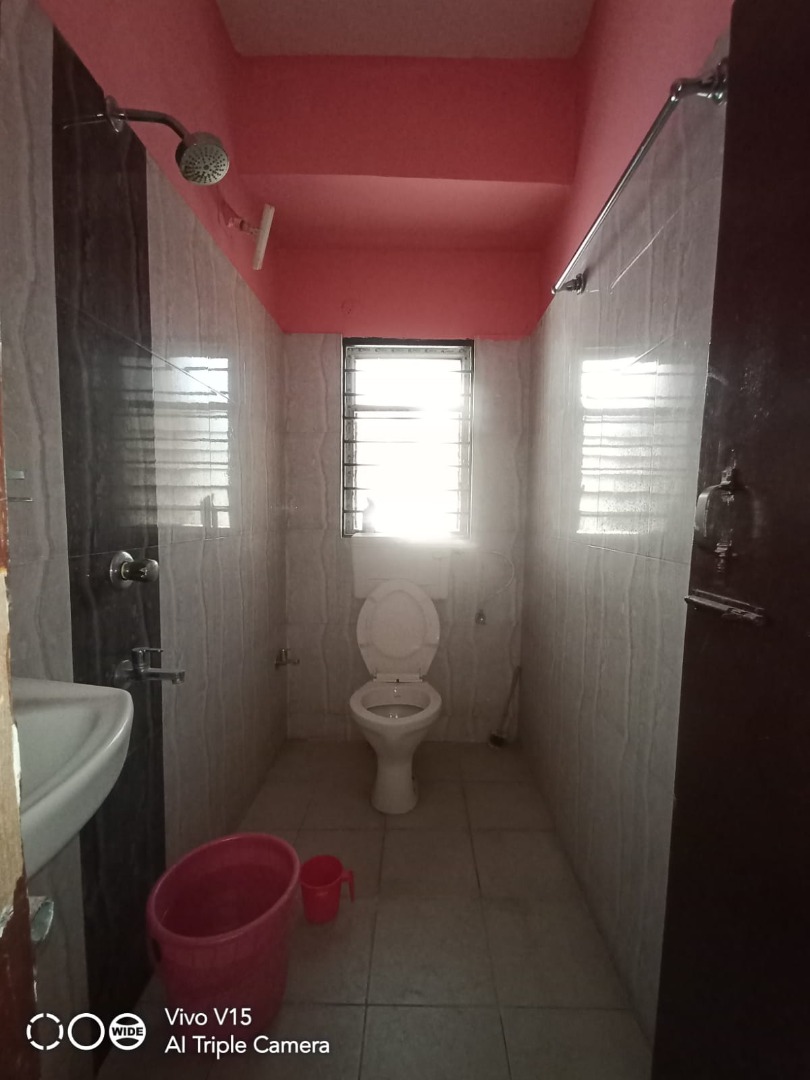 Semi Furnished 3bhk in Jonaknagar, Kahilipara, Guwahati, Assam, India for Rent